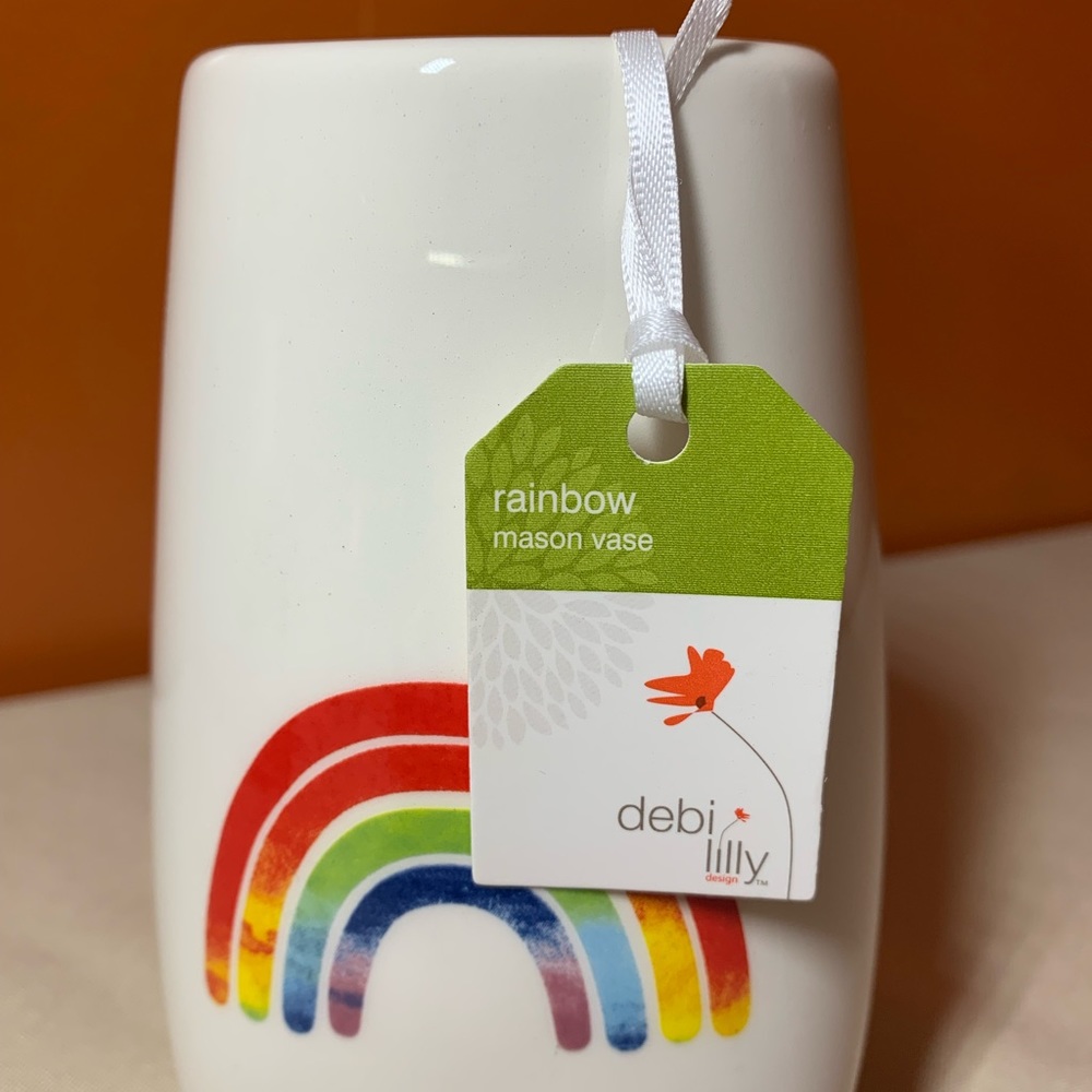 NWT Debi Lilly Rainbow Motif Ceramic Vase